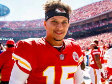 Load image into Gallery viewer, Patrick Mahomes Jersey!
